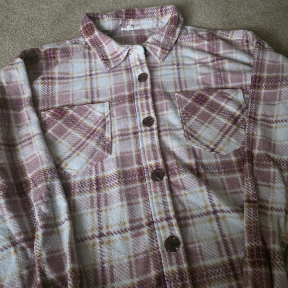 Maurices Pink and Cream Plaid Shacket Size XL - Picture 2 of 4